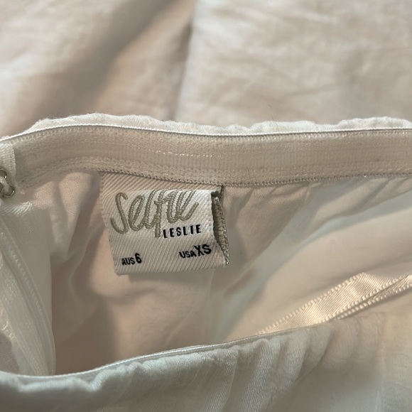 Selfie Leslie Flowy Romper - Picture 6 of 6